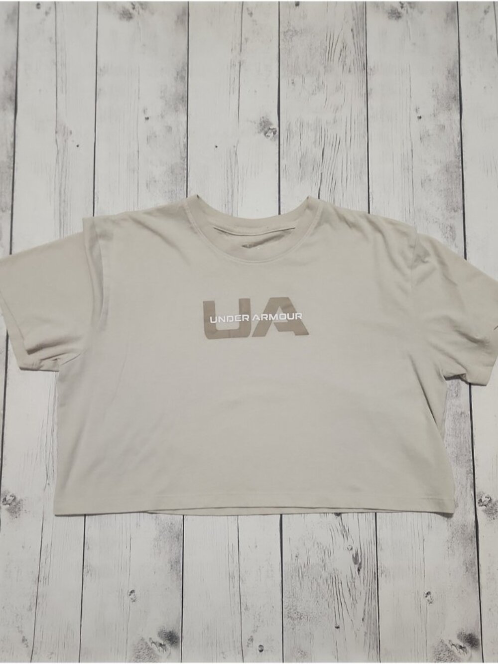 Under Armour Girls Youth Large Cream Colored Crop Short Sleeve Top